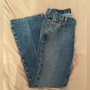 Tommy Hilfiger Low Rise Flare Size 4 Jeans